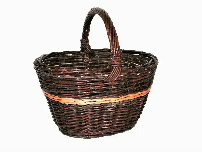 Košík proutěný dvoubarevný 30x25 cm